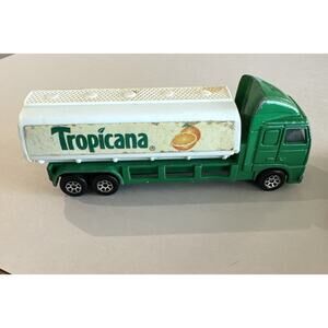 Mattel Hot Wheels Haulers Tropicana Juice Truck #65743 Circa 1996